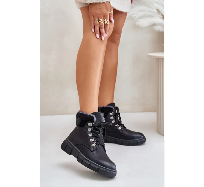 Horns model 201880 Krok vo veľkom štýle Horns model 201880 Krok vo veľkom štýle