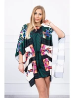 Netopierie šaty s viazaním v páse zelenej Netopierie šaty s viazaním v páse zelenej