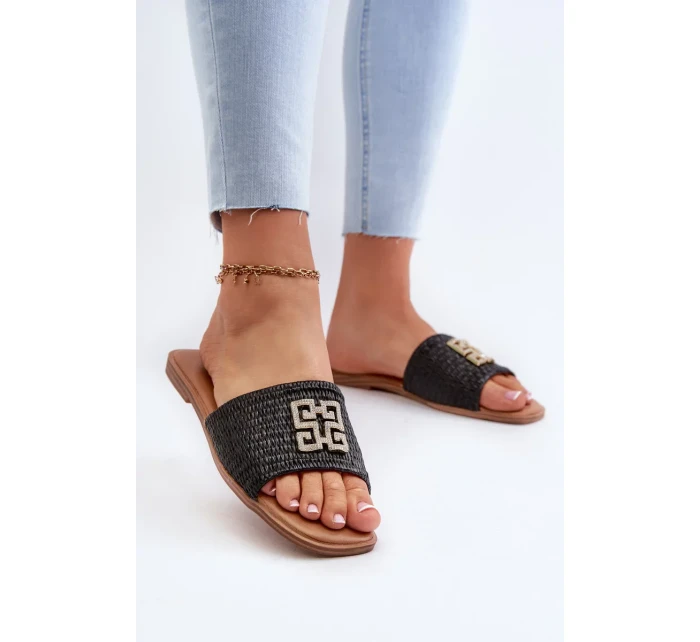 Dámske ploché papuče s opletom a ozdobou, čierne Omenna Dámske ploché papuče s opletom a ozdobou, čierne Omenna