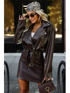 626-4 Mäkká bunda z ekokože s opaskom a asymetrickým zipsom - hnedá