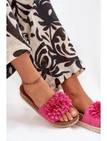 Klapki Damskie Na Platformie Z Ozdobnymi Kwiatkami Fuksja Tessara Klapki Damskie Na Platformie Z Ozdobnymi Kwiatkami Fuksja Tessara