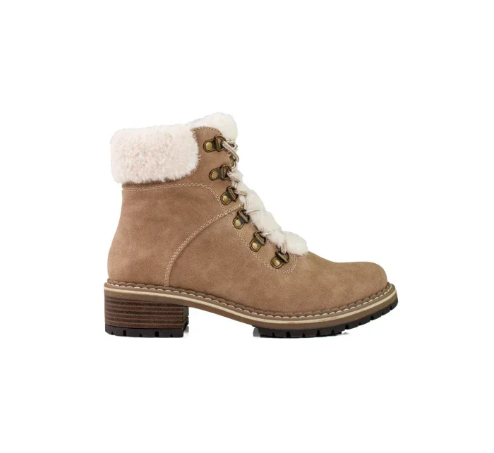 Trendy dámské hnědé kotníčkové boty na plochém podpatku Trendy dámské hnědé kotníčkové boty na plochém podpatku