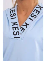 Šaty s kapucňou a potlačou modrej Šaty s kapucňou a potlačou modrej