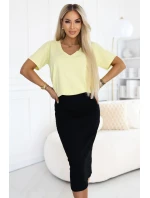 667-1 Priliehavá midi sukňa s vysokým pásom - čierna