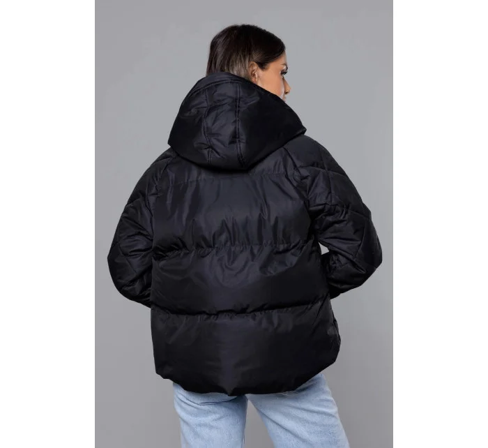 Čierna prechodná bunda s prešívanými rukávmi (5M3113-392) Čierna prechodná bunda s prešívanými rukávmi (5M3113-392)