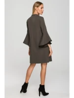 Šaty áčkového střihu s rukávy khaki barva model 18004271 - Moe Šaty áčkového střihu s rukávy khaki barva model 18004271 - Moe