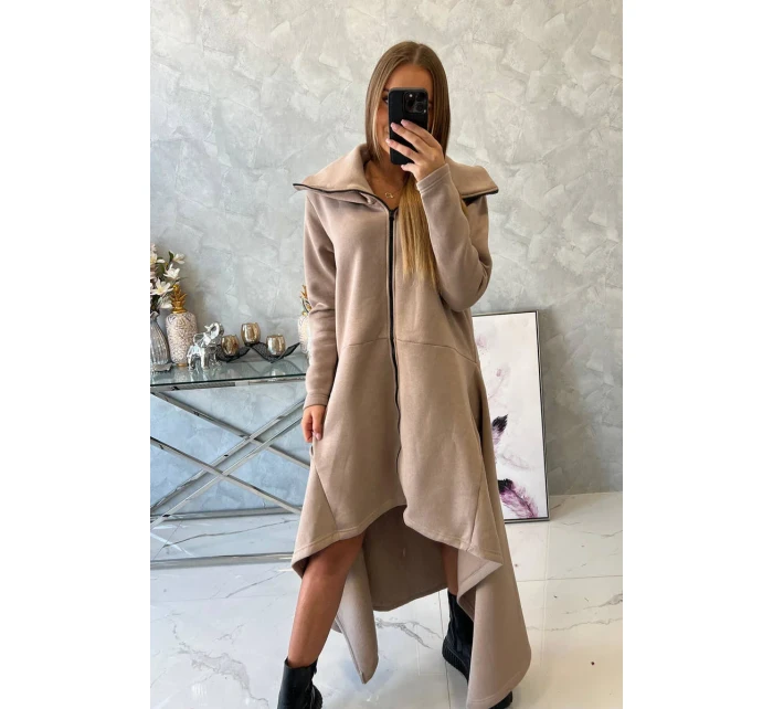 Zateplené šaty s delšími boky tmavě béžové Zateplené šaty s delšími boky tmavě béžové
