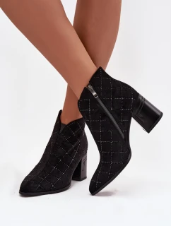 Dámské kotníkové boty na podpatku se zdobením model 21713832 Černé - D&A