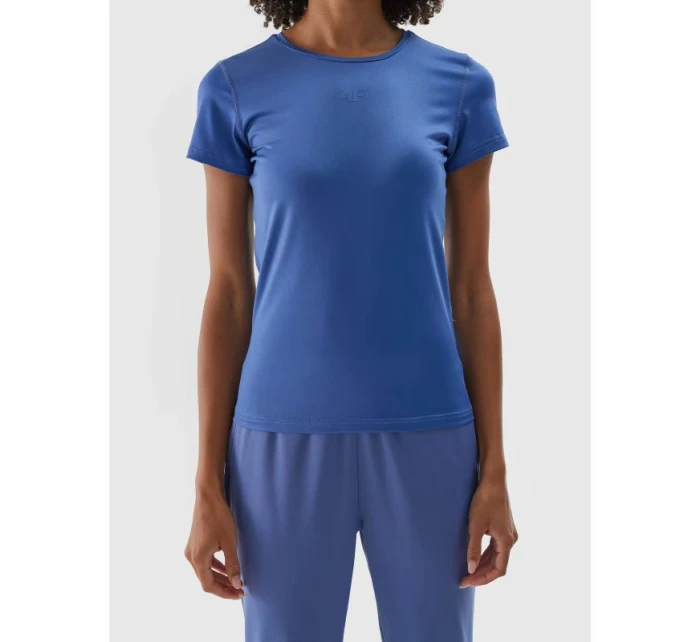 Dámske rýchloschnúce tréningové tričko regular fit 4F 4FWAW24TFTSF1011-31S Dámske rýchloschnúce tréningové tričko regular fit 4F 4FWAW24TFTSF1011-31S