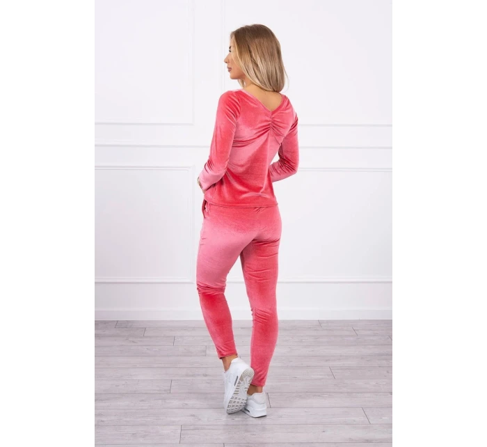 Velúrová súprava so zadným popruhom malinová Velúrová súprava so zadným popruhom malinová