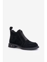 Semišové Nízké Boty Na Plochém Podpatku Zateplené D&A model 21674470 Černé - S.Barski Semišové Nízké Boty Na Plochém Podpatku Zateplené D&A model 21674470 Černé - S.Barski