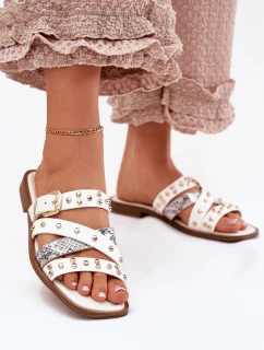 Ozdobené dámské sandály na plochém podpatku s pásky a sponou bílé model 21699557 - Boto