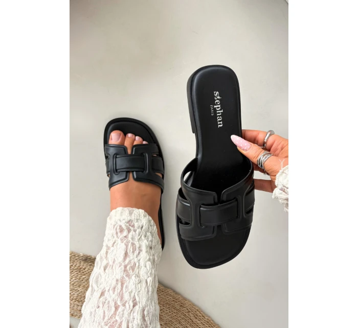 Dámské nazouváky na nízkém podpatku Černé Paris model 22010083 - Step in style Dámské nazouváky na nízkém podpatku Černé Paris model 22010083 - Step in style