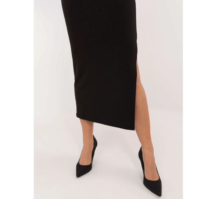 Sukňa MI SD 20730.69 čierna Sukňa MI SD 20730.69 čierna