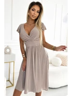 425-10 MATILDE Šaty s výstrihom a krátkymi rukávmi - béžové s trblietkami