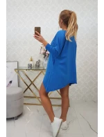 Oversize halenka s potiskem model 18743434 rtů chrpově modrá - K-Fashion Oversize halenka s potiskem model 18743434 rtů chrpově modrá - K-Fashion