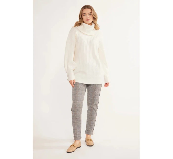 Svetr Golf s rukávy bílý model 20745483 - Monnari Svetr Golf s rukávy bílý model 20745483 - Monnari