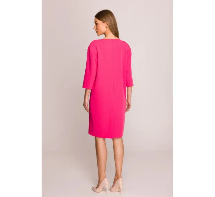 Šaty uvolněného střihu s výstřihem s  růžové model 20966121 - STYLOVE