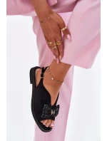 Dámské Sandály S Mašlí Na Plochém Podpatku model 21696702 Černé - S.Barski