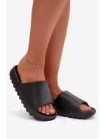 Dámské pantofle na platformě černé Olyria