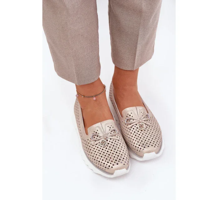 Poloboty model 211119 Krok vo veľkom štýle