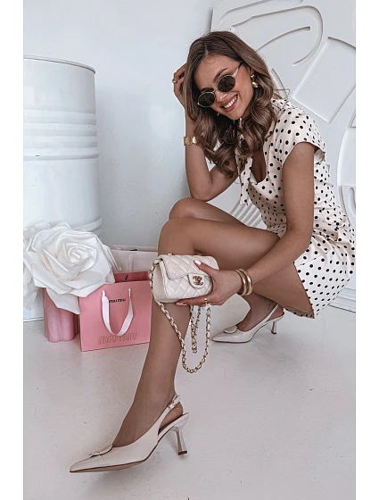 Dámské sandály na podpatku s ozdobným detailem světle béžové model 22027892 - Boto