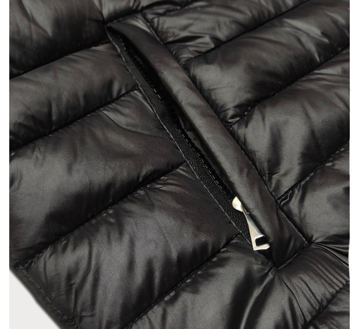 Čierna dámska prešívaná bunda s kapucňou (B0128-1)