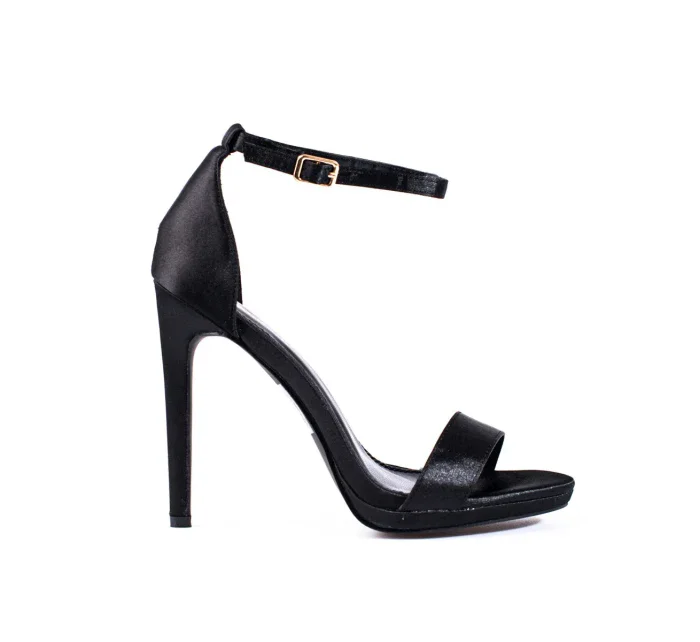 Výborné černé dámské sandály na jehlovém podpatku Výborné černé dámské sandály na jehlovém podpatku