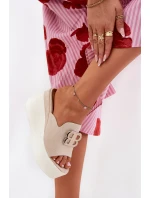 Klapki Na Platformie I Koturnie Z Ozdobą Beżowe Tanonea Klapki Na Platformie I Koturnie Z Ozdobą Beżowe Tanonea