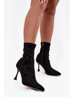 Zdobené dámské boty na podpatku D&A JC52-882 černé
