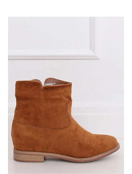 Dámské boty na klínovém podpatku model 18034332 - SEASTAR Dámské boty na klínovém podpatku model 18034332 - SEASTAR
