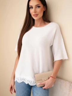 Dámsky sveter s krátkym rukávom a čipkou béžovej farby