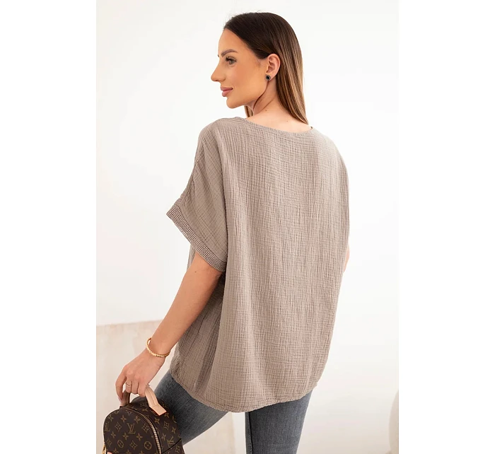 Dámska bavlnená blúzka oversize s véčkovým výstrihom a fango čipkou