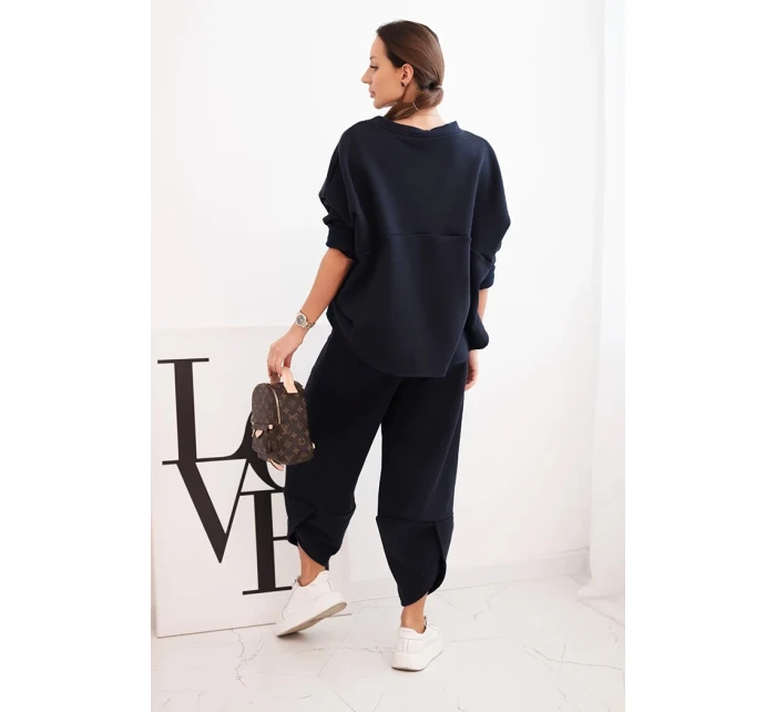 Dámska tepláková súprava zo silnejšieho materiálu so širokými nohavicami granátová Dámska tepláková súprava zo silnejšieho materiálu so širokými nohavicami granátová