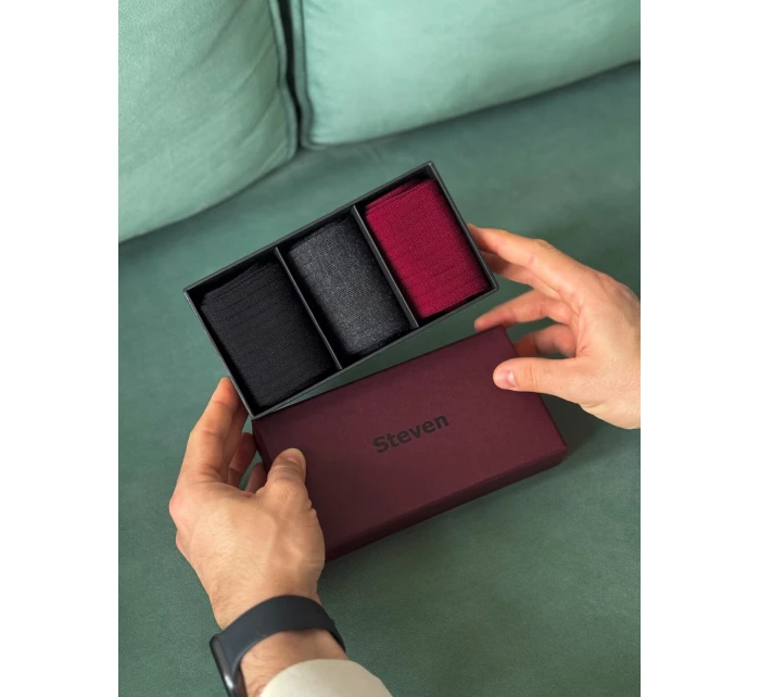 Ponožky Steven art.175/3 Pánske ponožky Krabice A'3 41-46