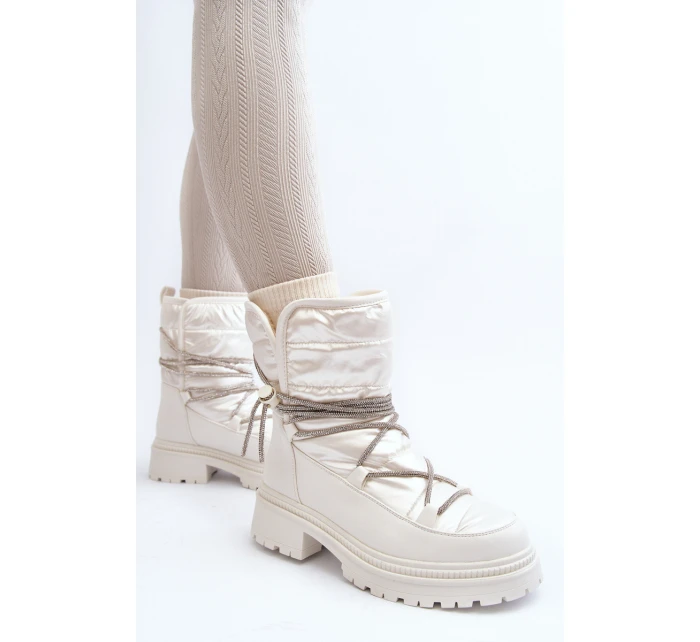 Dámské bílé zimní boty s ozdobným šněrováním model 21645231 - Boto