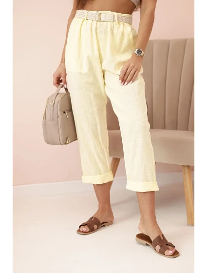 Dámské model 21035583 kalhoty s bavlnou a páskem žluté - K-Fashion