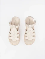 Pohodlné hnedé dámske sandále na platforme