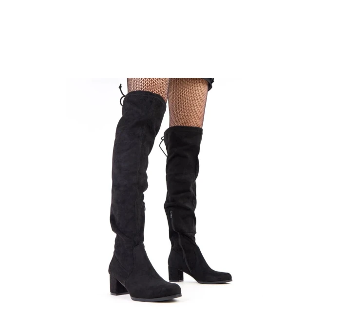 Topánky na podpätku model 218561 Solea Topánky na podpätku model 218561 Solea