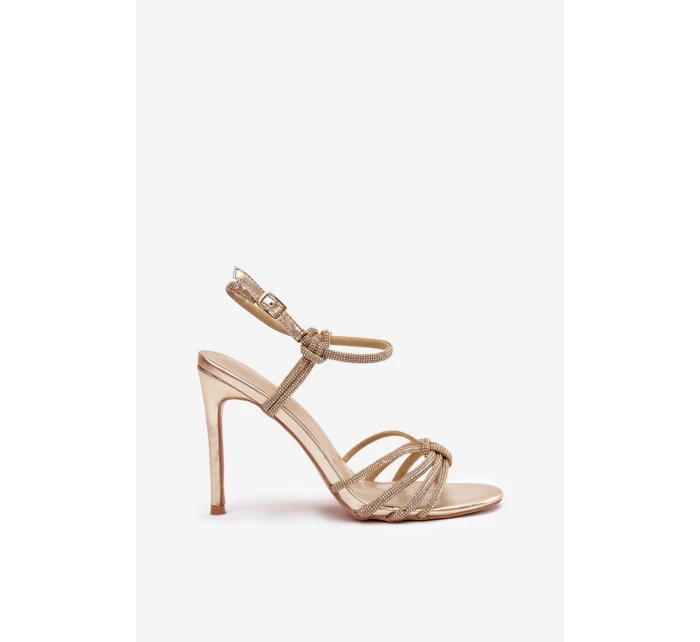 Dámské sandály na jehlovém podpatku s pásky a zlaté model 21821779 - Boto
