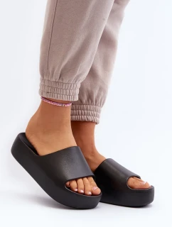 Dámske papuče s hrubou podrážkou čierne Oreithano