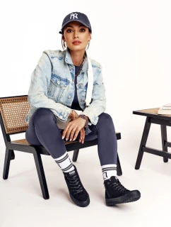 Dámské Vysoké Tenisky Na Velké Podrážce BIG STAR model 21545597 černé - Big Star Shoes