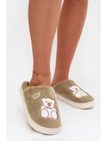 Kožešinové pantofle s medvídkem zelené model 21772566 - Boto