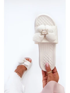 Dámské šedé sandály s ozdobou na nízké platformě model 21653408 - Boto