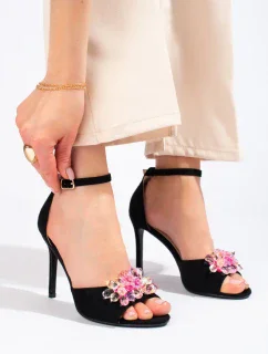 Komfortní dámské  sandály černé na jehlovém podpatku