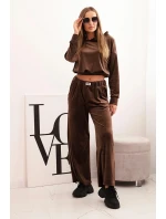 Dámska velúrová tepláková súprava so širokými nohavicami a kapucňou hnedá Dámska velúrová tepláková súprava so širokými nohavicami a kapucňou hnedá