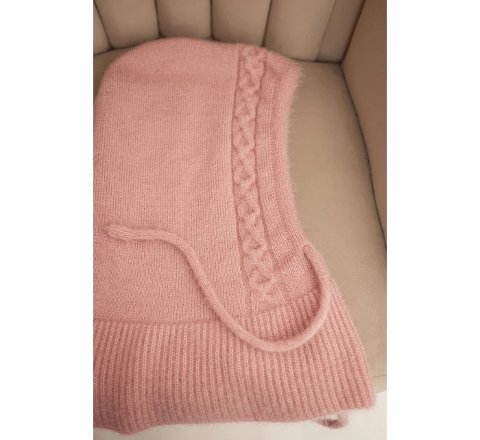 Dámska čiapka s kapucňou s pleteným vzorom s kravatou púdrovo ružová Dámska čiapka s kapucňou s pleteným vzorom s kravatou púdrovo ružová