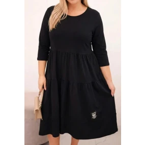 Dámske bavlnené plus veľkosť šaty s volánikmi a volánovými rukávmi čierne Dámske bavlnené plus veľkosť šaty s volánikmi a volánovými rukávmi čierne