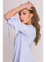 model 20966055 Šaty áčkového střihu se zavazovacími rukávy světle modré - STYLOVE model 20966055 Šaty áčkového střihu se zavazovacími rukávy světle modré - STYLOVE
