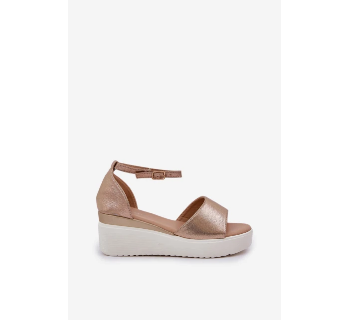Lekkie Sandały Na Platformie I Delikatnym Koturnie Złote Gillifia Lekkie Sandały Na Platformie I Delikatnym Koturnie Złote Gillifia